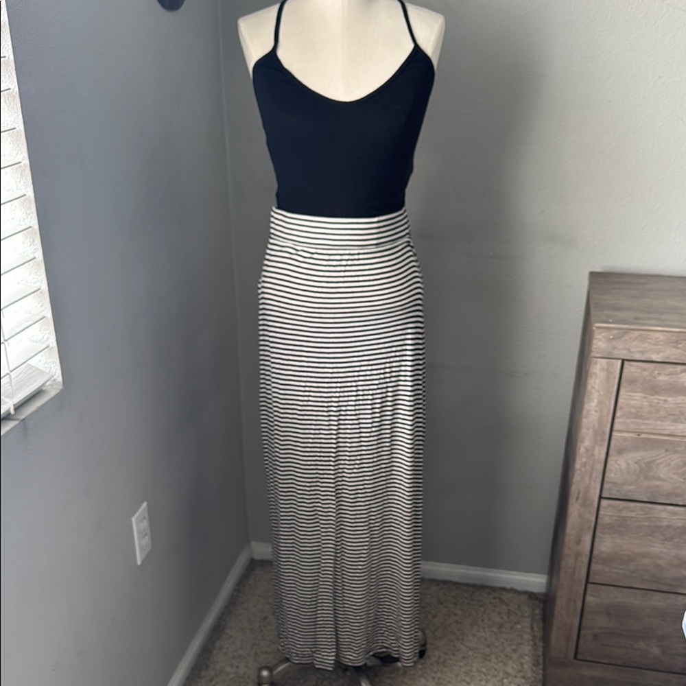 Loft / Lou & Grey - Striped Black and Cream Maxi Skirt